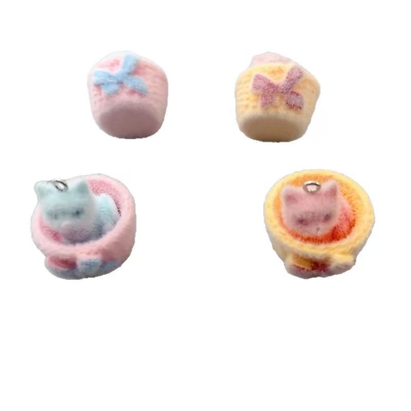 4pcs 3D plush resin cat pendan - đánh giá và giá Resin Art Notes