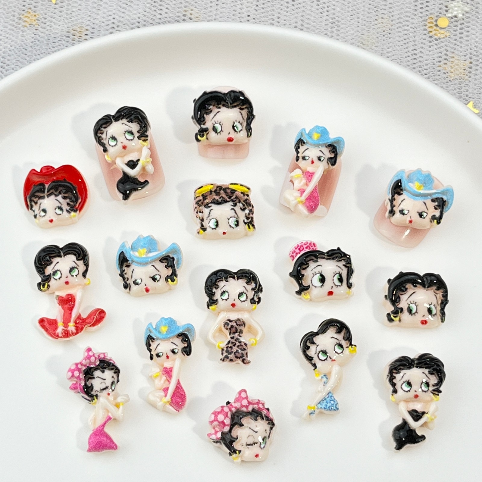 100pcs Cartoon Betty Nail Art  - đánh giá và giá Resin Art Diy