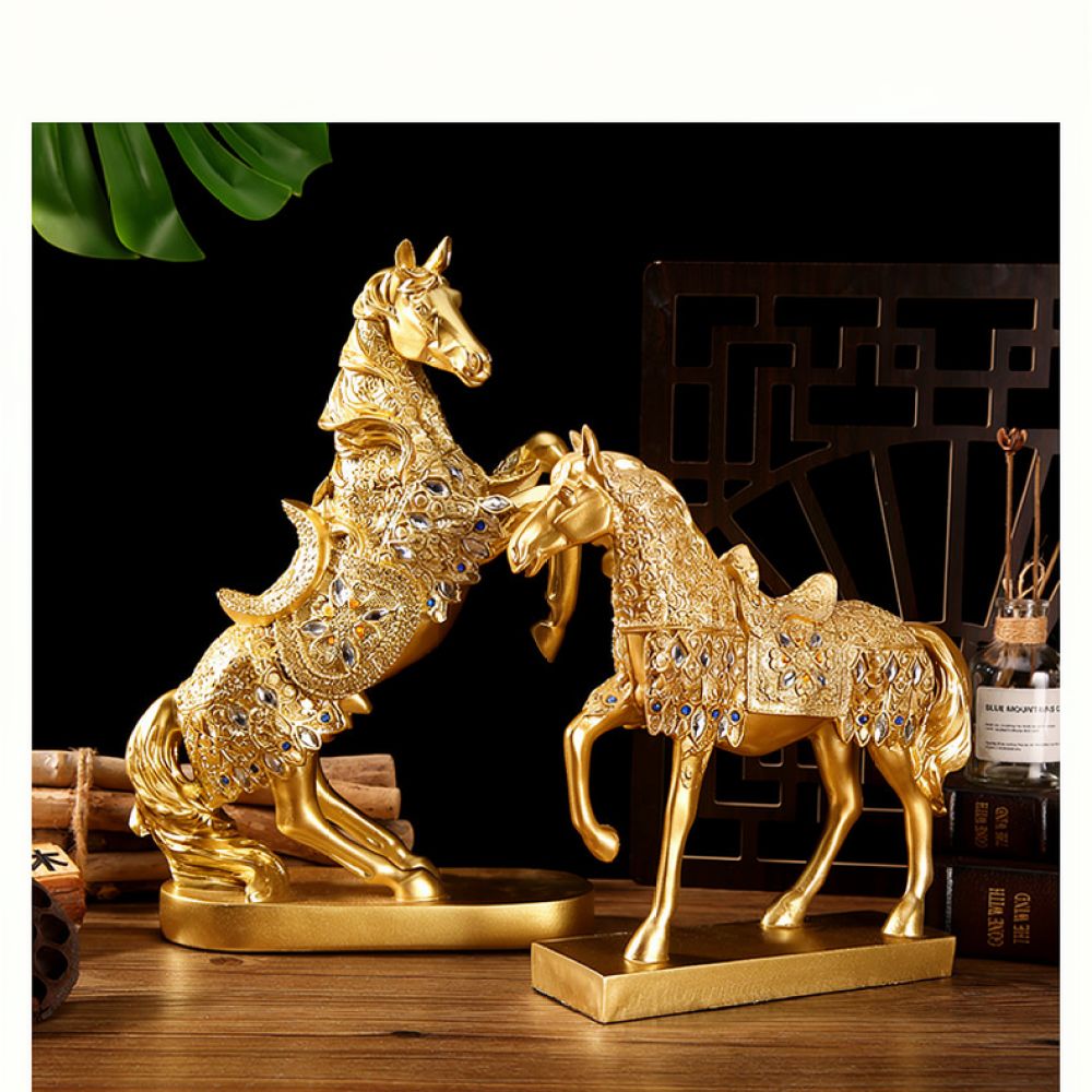 Sophisticated Resin Horse Orna - đánh giá và giá Resin Art Business